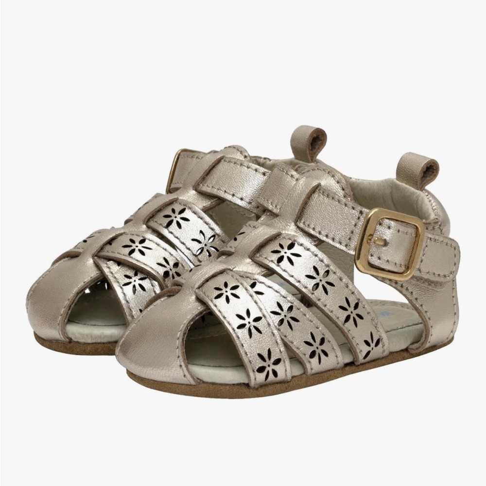 Robeez First Kick Gold Sandals 6-9 months EEUC